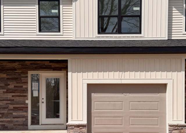 Property at 1995 N Shorewood Ln #2, Holland, MI 49423, 2 beds, 2.5 baths