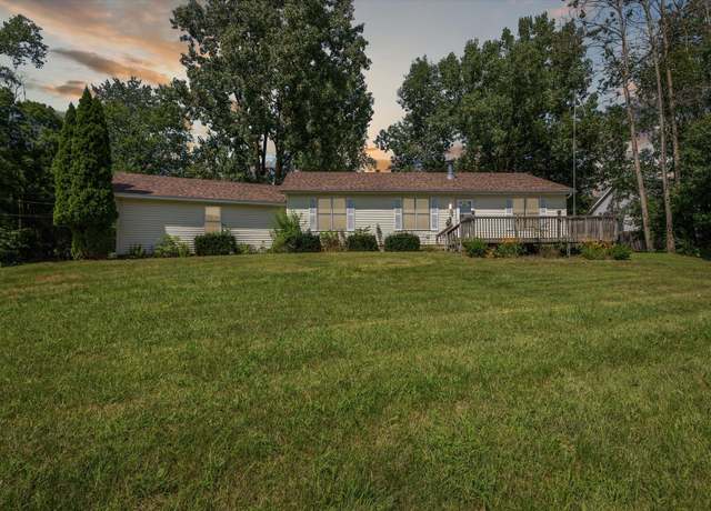 Property at 420 Presidential Dr, Battle Creek, MI 49037, 3 beds, 2 baths