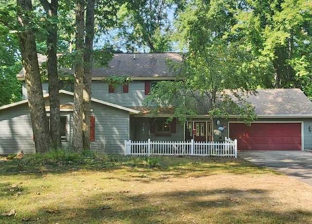Property at 6797 Beechnut Ct, Canadian Lakes, MI 49346, 3 beds, 2.5 baths