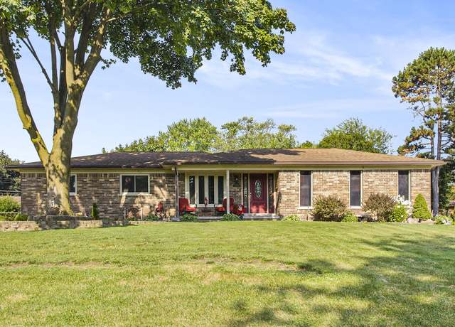 Property at 53285 Bancroft Dr, Shelby Twp, MI 48316, 3 beds, 3 baths