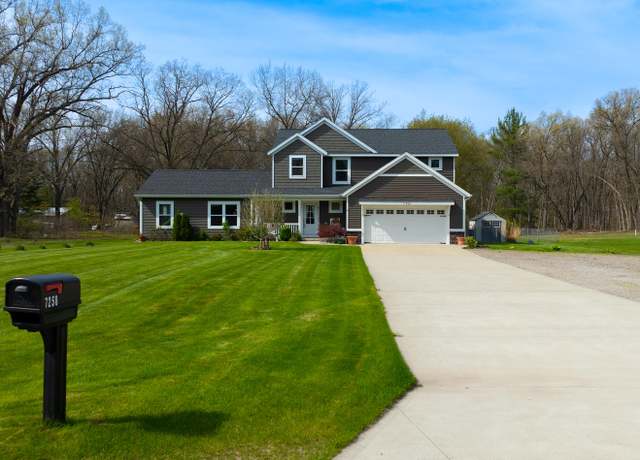Property at 7258 Sue Marie Ln, Muskegon, MI 49442, 4 beds, 3.5 baths