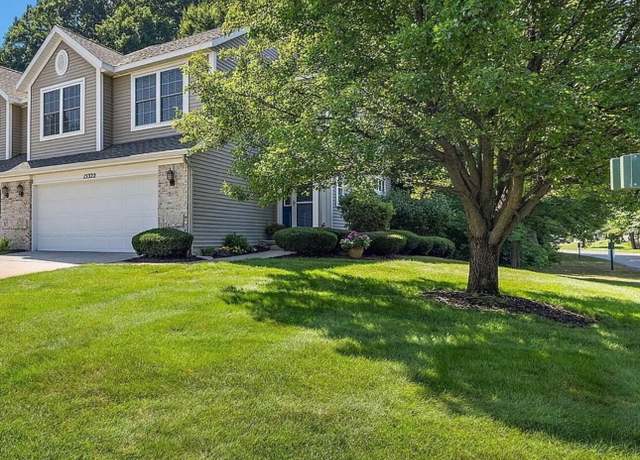 Property at 15322 Broadmoor Pl, Grand Haven, MI 49417, 3 beds, 2.5 baths