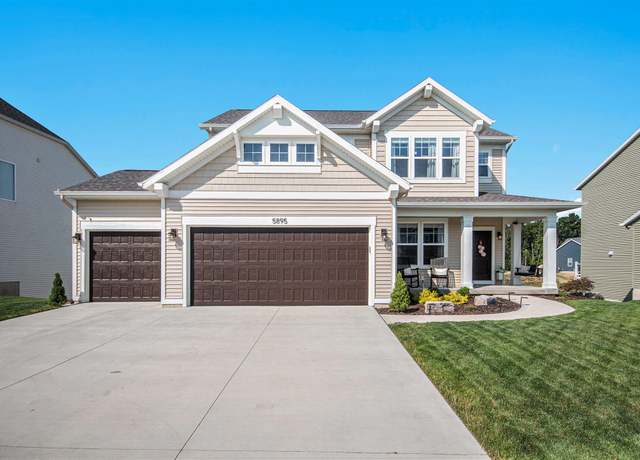Property at 5895 Crossmoor St SE, Caledonia, MI 49316, 5 beds, 2.5 baths