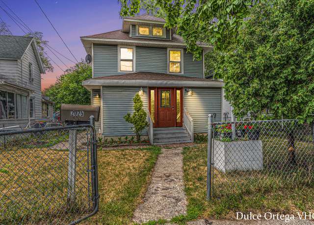 Property at 2025 Palace Ave SW, Grand Rapids, MI 49507, 3 beds, 1 bath