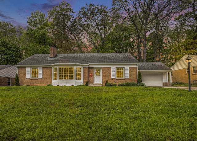 Property at 1117 Maplegrove Dr NW, Grand Rapids, MI 49504, 3 beds, 1.5 baths