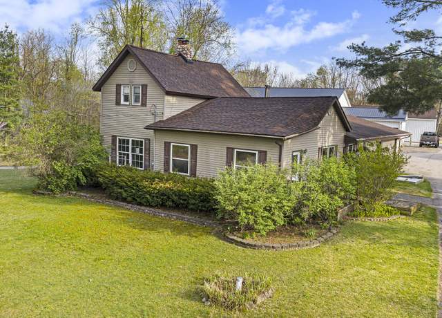Property at 57440 Butcher Rd, Lawrence, MI 49064, 3 beds, 3 baths