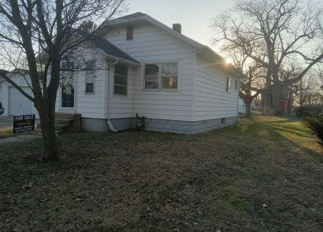 Property at 314 Sylvan St, Buchanan, MI 49107, 2 beds, 1 bath