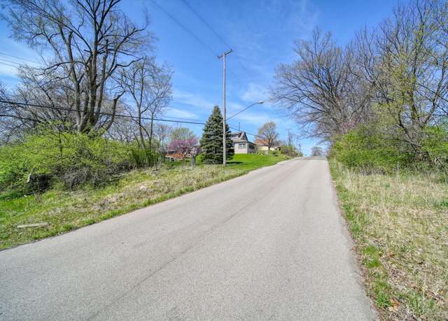 Property at 324 Amos St, Jackson, MI 49203
