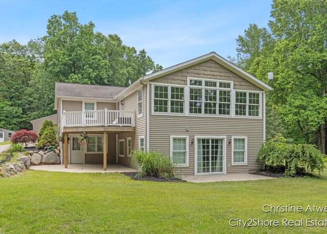 Property at 1495 Yeckley Rd, Hastings, MI 49058, 4 beds, 2.5 baths