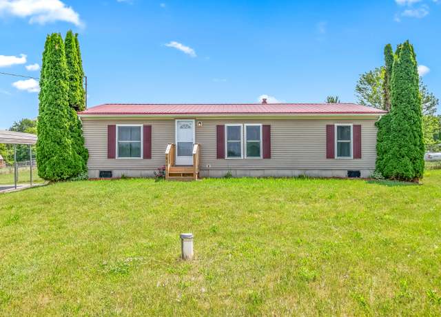 Property at 804 Clarendon Rd Rd, Quincy, MI 49082, 3 beds, 2 baths