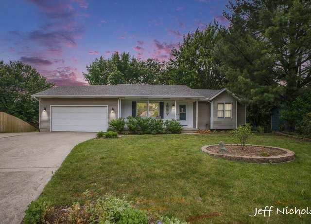 Property at 995 Kingtree Ct SW, Byron Center, MI 49315, 3 beds, 2.5 baths