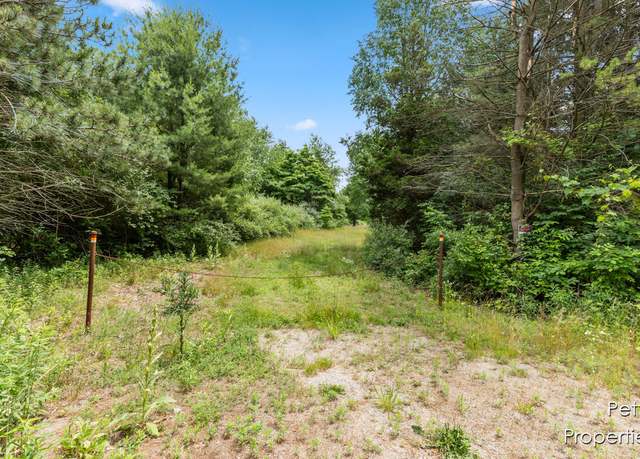 Property at 6804 S Maple Island Rd, Nunica, MI 49448