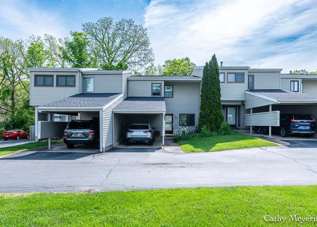 Property at 6387 Wainscot Dr SE #102, Grand Rapids, MI 49546, 3 beds, 2.5 baths