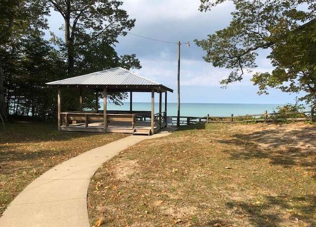 Property at 5848 Jackson St, Coloma, MI 49038