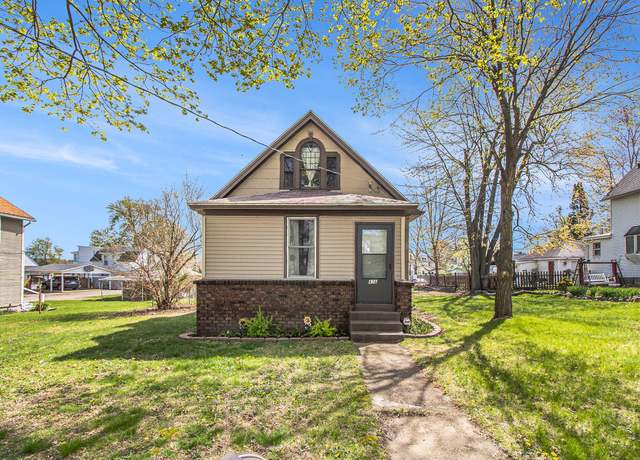 Property at 436 22nd St N, Springfield, MI 49037, 2 beds, 1 bath