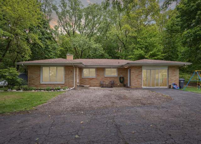 Property at 5245 Puetz Rd, Stevensville, MI 49127, 3 beds, 2 baths