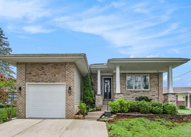 Property at 2175 Wamplers Heights Dr, Brooklyn, MI 49230, 4 beds, 2.5 baths