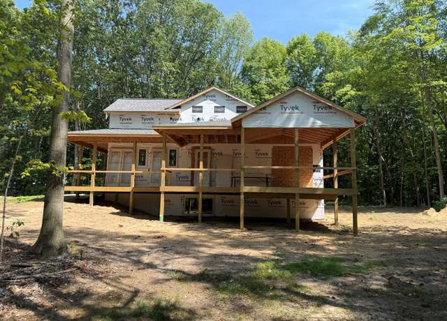 Property at 76831 Wood Crest Ct, South Haven, MI 49090, 3 beds, 2.5 baths
