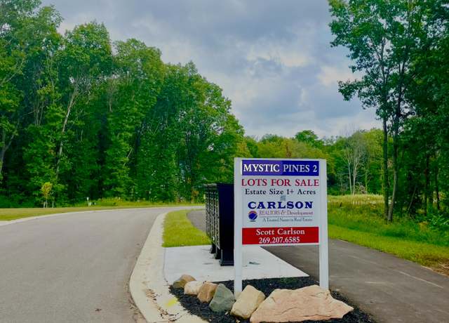 Property at 8445 Knotty Pine Ln #39, Kalamazoo, MI 49009