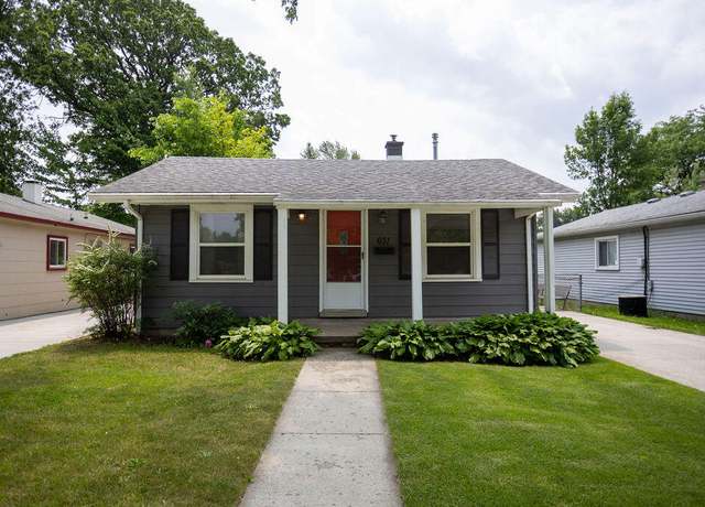 Property at 631 W Gardenia Ave, Madison Heights, MI 48071, 2 beds, 1 bath