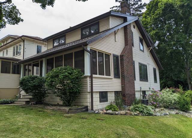 Property at 539 Sunset Ln, East Lansing, MI 48823, 5 beds, 2.5 baths