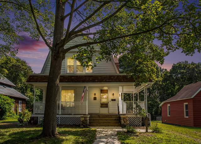 Property at 228 East Ave N, Battle Creek, MI 49017, 3 beds, 2 baths
