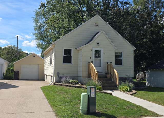 Property at 734 Plainfield Ave, Zeeland, MI 49464, 2 beds, 1 bath