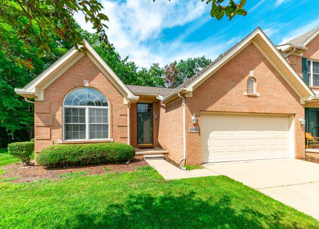 Property at 23706 W West Lake Cir #36, Brownstown, MI 48183, 2 beds, 2 baths