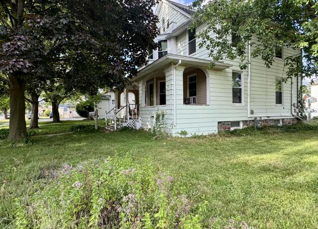 Property at 214 S Hillsdale St, Homer, MI 49245, 4 beds, 2 baths