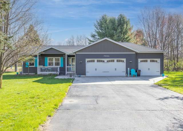 Property at 7364 Regency Ln, Canadian Lakes, MI 49346, 4 beds, 3 baths
