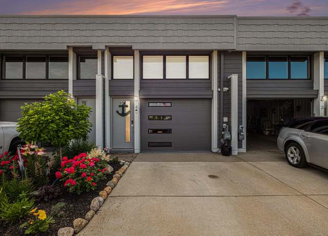 Property at 144 Dunkley Ave #4, South Haven, MI 49090, 2 beds, 2 baths