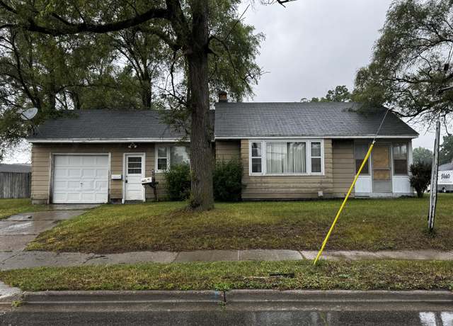 Property at 261 32nd St SW, Wyoming, MI 49548, 3 beds, 2 baths