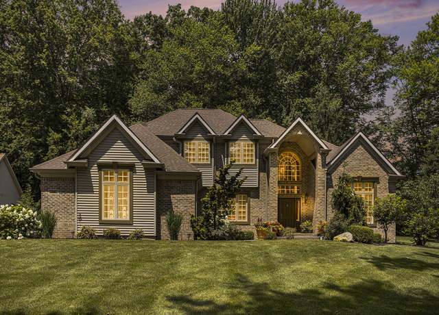 Property at 106 Kingsbury Ct, Battle Creek, MI 49015, 4 beds, 3.5 baths