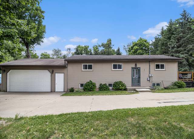 Property at 140 N 7th St NE, Cedar Springs, MI 49319, 3 beds, 1 bath