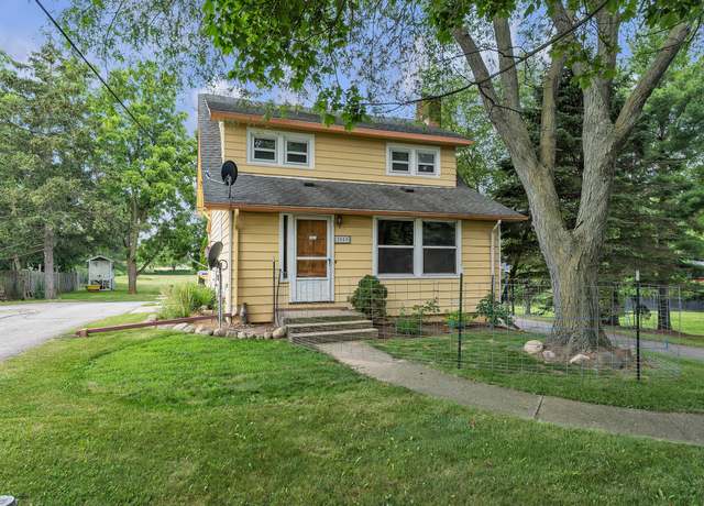 Property at 2050 S Wagner Rd, Ann Arbor, MI 48103, 3 beds, 2 baths