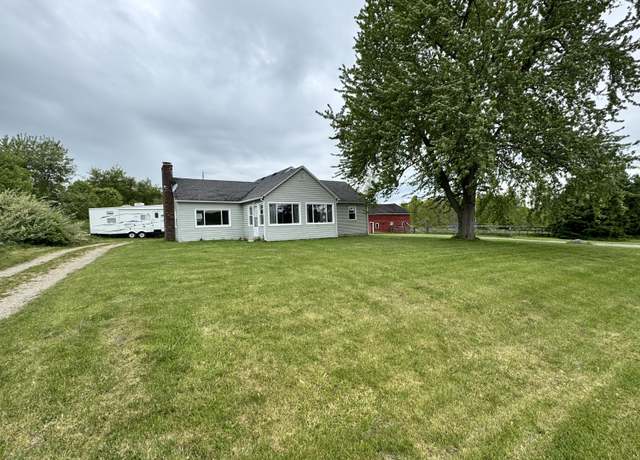 Property at 7105 Lessiter Rd NE, Belding, MI 48809, 3 beds, 1.5 baths