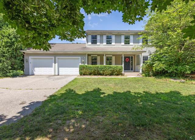 Property at 7987 36th St SE, Ada, MI 49301, 4 beds, 2.5 baths
