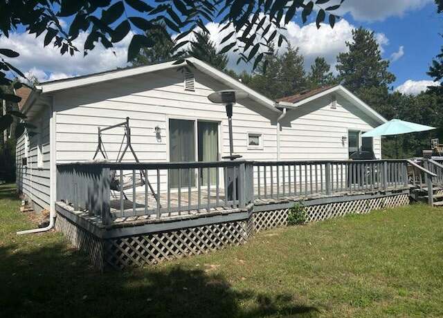 Property at 45523 Eleanor Dr, Decatur, MI 49045, 3 beds, 2 baths