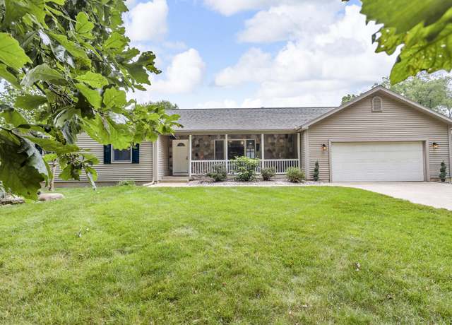 Property at 1615 Bunting Rd, Jackson, MI 49201, 3 beds, 2.5 baths