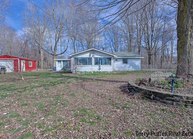 Property at 4077 108th Ave, Allegan, MI 49010, 2 beds, 1 bath