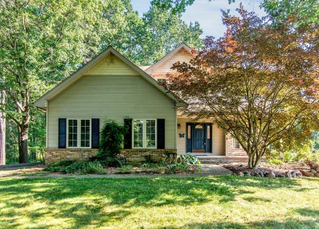 Property at 9866 Huron Creek Dr, Dexter, MI 48130, 3 beds, 2 baths