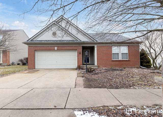 Property at 1954 Hollow Creek Dr SE, Caledonia, MI 49316, 5 beds, 3 baths