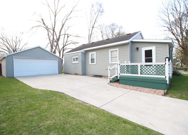 Property at 4542 Walton Ave, Grand Rapids, MI 49548, 2 beds, 1 bath