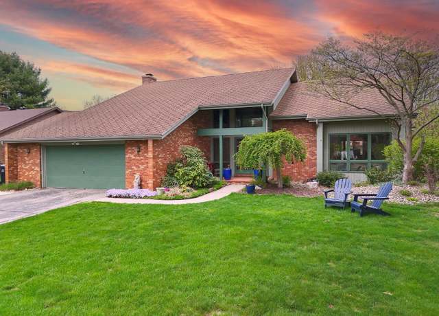 Property at 1381 Silverbrook Ln, St. Joseph, MI 49085, 4 beds, 2.5 baths