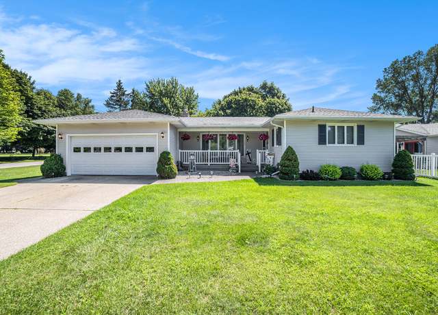 Property at 557 Broad Ave, Manistee, MI 49660, 3 beds, 2 baths