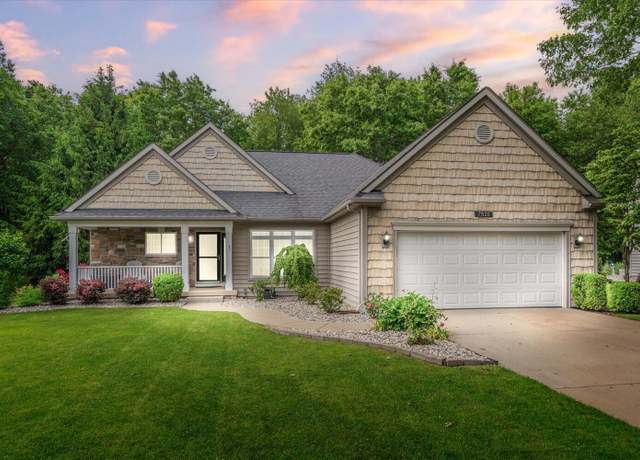 Property at 7520 Haflinger Cir, Kalamazoo, MI 49009, 4 beds, 3 baths