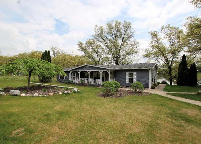 Property at 2172 E 84th St, Newaygo, MI 49337, 3 beds, 2 baths