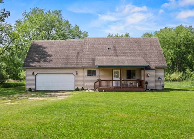 Property at 8885 Edgewater Dr, Canadian Lakes, MI 49346, 3 beds, 2 baths