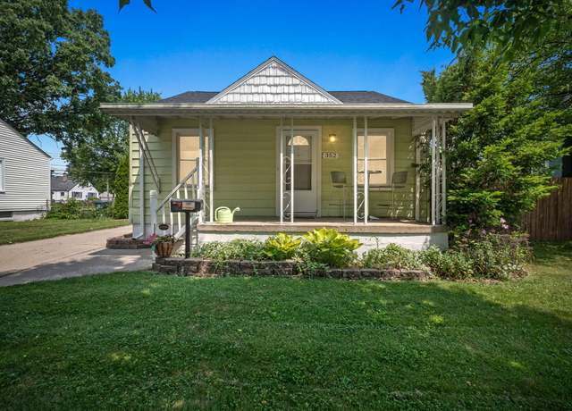 Property at 352 W Tacoma St, Clawson, MI 48017, 2 beds, 1 bath