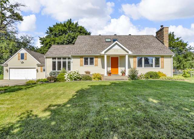 Property at 3416 Northlands Ave, Jackson, MI 49201, 3 beds, 2.5 baths